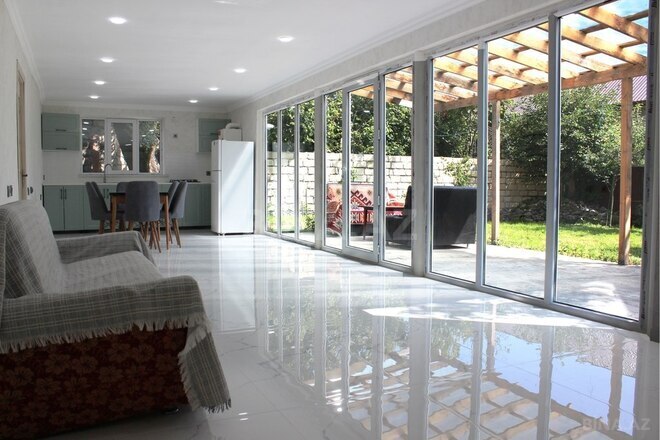 5 otaqlı həyət evi/bağ evi - Qəbələ - 250 m² (7)