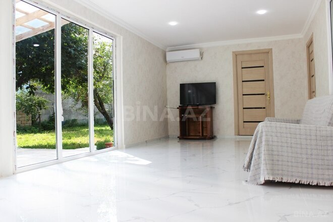 5 otaqlı həyət evi/bağ evi - Qəbələ - 250 m² (6)