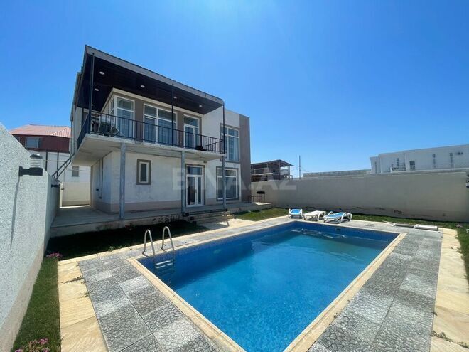 5 otaqlı həyət evi/bağ evi - Şüvəlan q. - 220 m² (1)