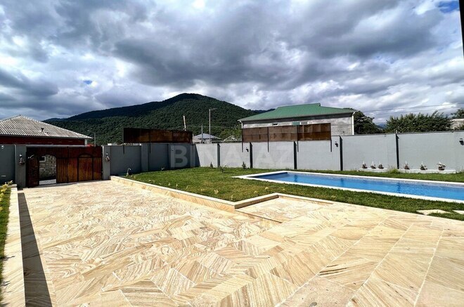 5 otaqlı həyət evi/bağ evi - Qəbələ - 250 m² (3)