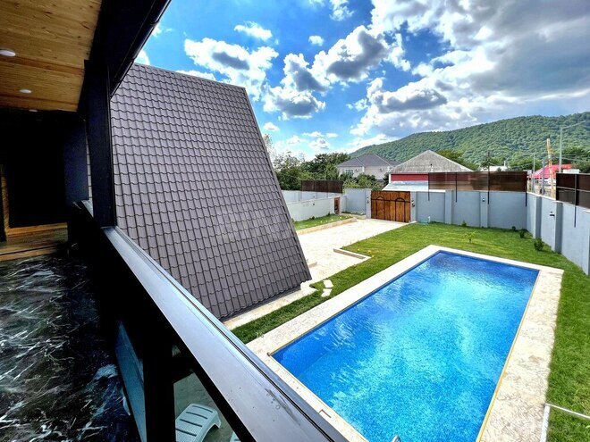 5 otaqlı həyət evi/bağ evi - Qəbələ - 250 m² (19)
