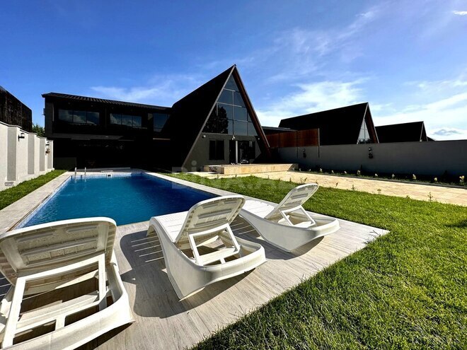5 otaqlı həyət evi/bağ evi - Qəbələ - 250 m² (1)