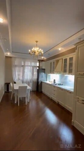 4 otaqlı yeni tikili - Şah İsmayıl Xətai m. - 190 m² (2)