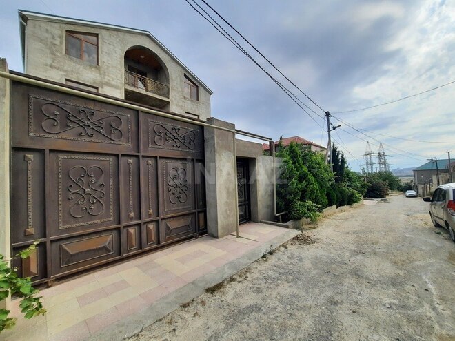 8 otaqlı həyət evi/bağ evi - Dədə Qorqud q. - 373 m² (1)