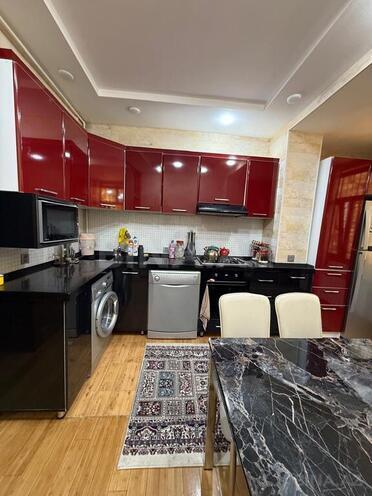 3-комн. вторичка - Абшеронcкий  р. - 90 м² (7)