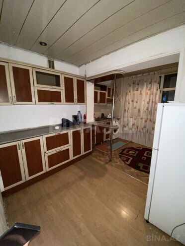 4 otaqlı köhnə tikili - Həzi Aslanov q. - 100 m² (1)