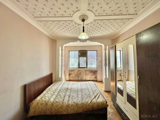 3-комн. вторичка - м. 8 ноября - 80 м² (12)