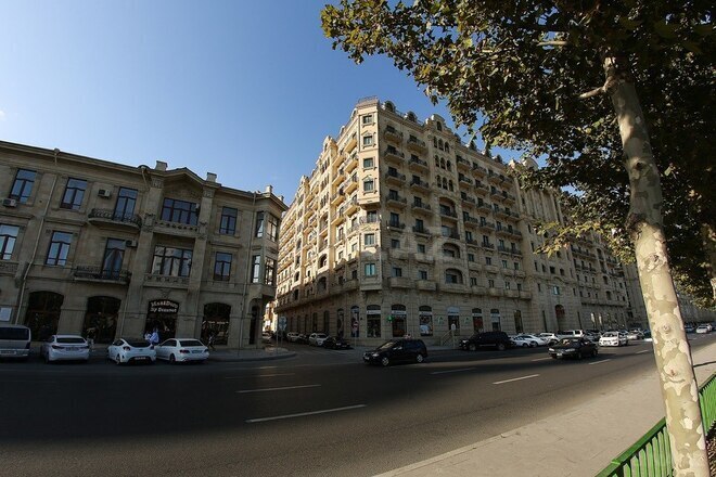 6-комн. вторичка - м. Низами - 275 м² (2)