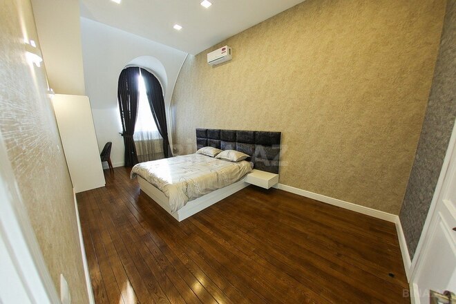 6-комн. вторичка - м. Низами - 275 м² (21)