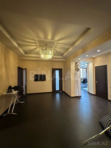 4-комн. новостройка - м. 28 мая - 220 м² (2)