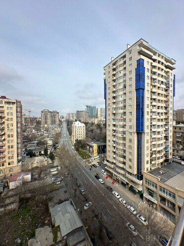 4-комн. новостройка - м. 28 мая - 220 м² (21)