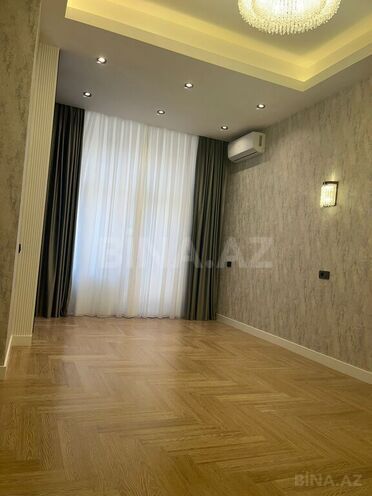 4-комн. новостройка - м. 28 мая - 195 м² (21)