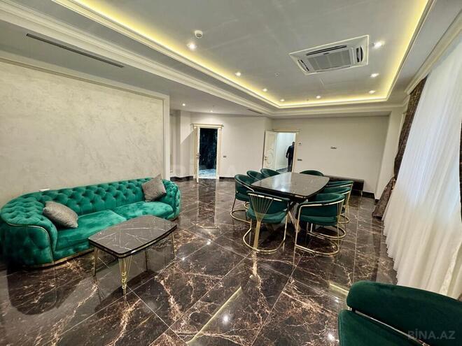 Obyekt - Nizami m. - 1030 m² (10)