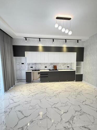 4 otaqlı həyət evi/bağ evi - Şüvəlan q. - 160 m² (16)