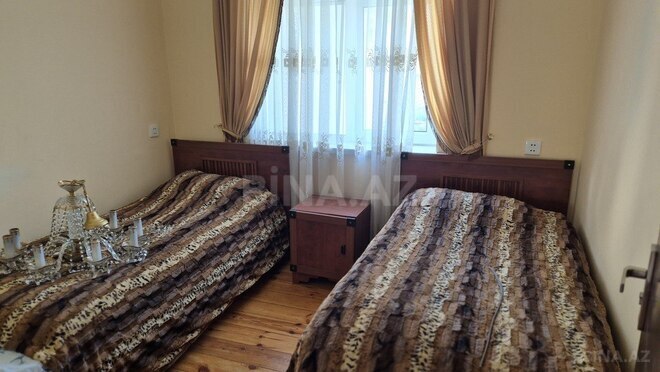 4 otaqlı həyət evi/bağ evi - Novxanı q. - 140 m² (12)