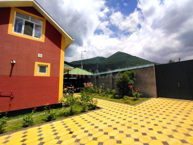 6 otaqlı həyət evi/bağ evi - Qəbələ - 200 m² (3)