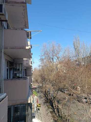 1-комн. вторичка - м. Элмляр Академиясы - 45 м² (1)