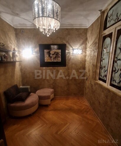 3-комн. вторичка - м. Иншаатчылар - 70 м² (9)