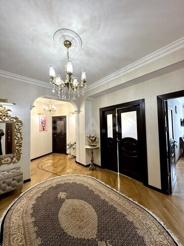 3 otaqlı yeni tikili - Azadlıq Prospekti m. - 145 m² (1)
