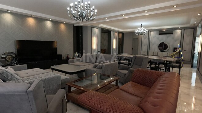 5 otaqlı həyət evi/bağ evi - Novxanı q. - 280 m² (19)