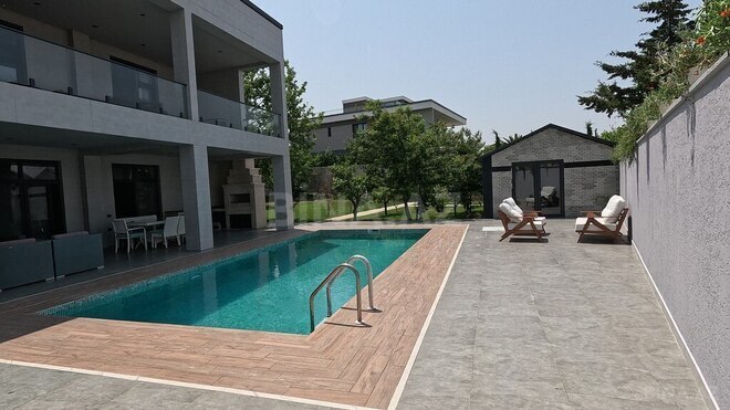 5 otaqlı həyət evi/bağ evi - Novxanı q. - 280 m² (6)