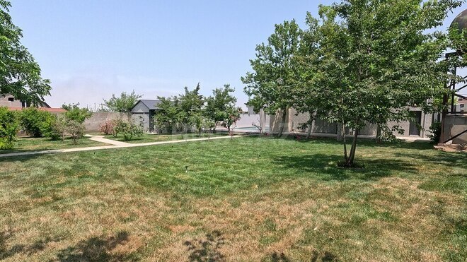 5 otaqlı həyət evi/bağ evi - Novxanı q. - 280 m² (15)