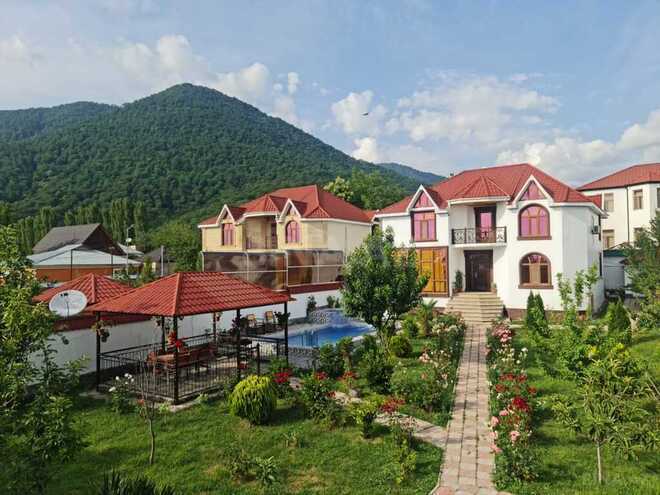 4 otaqlı həyət evi/bağ evi - Qəbələ - 120 m² (25)