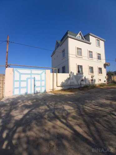 6-комн. дом/дача - пос. Пиршаги - 400 м² (1)