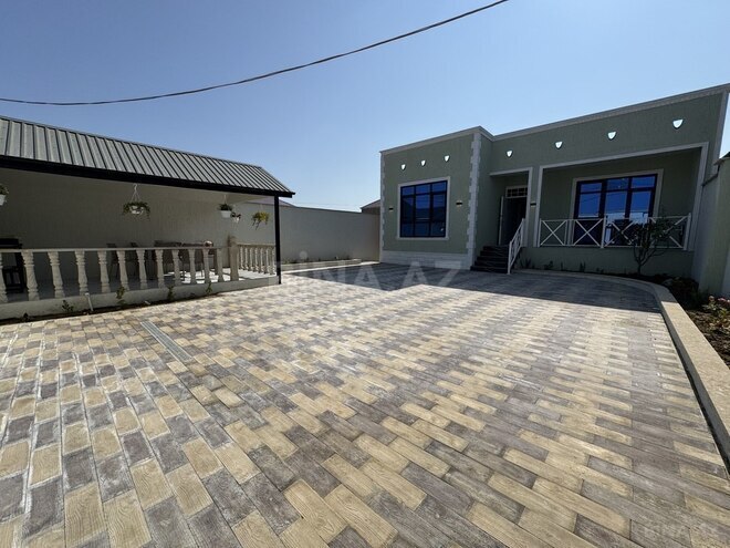 4 otaqlı həyət evi/bağ evi - Savalan q. - 140 m² (1)
