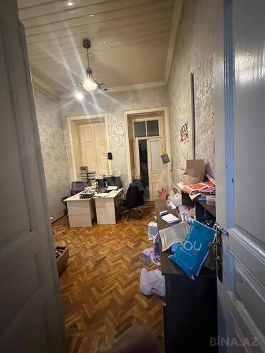 5-комн. вторичка - м. Сахил - 130 м² (3)