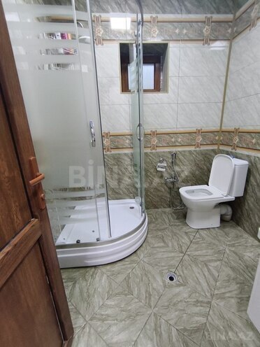 4 otaqlı həyət evi/bağ evi - Şüvəlan q. - 250 m² (11)