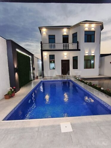 4 otaqlı həyət evi/bağ evi - Şüvəlan q. - 250 m² (1)