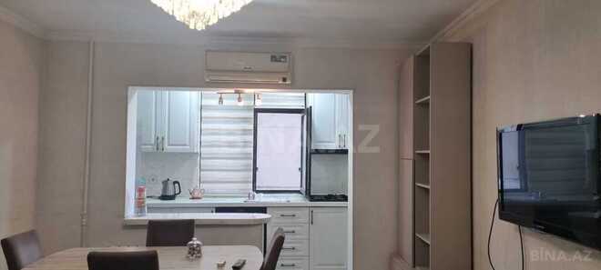 3 otaqlı köhnə tikili - Bakıxanov q. - 70 m² (17)