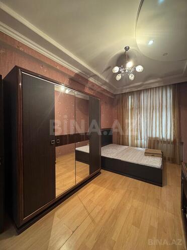 3-комн. новостройка - м. Иншаатчылар - 130 м² (4)