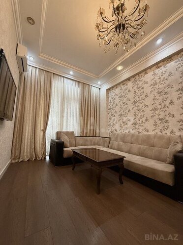 2-комн. новостройка - м. 28 мая - 60 м² (3)