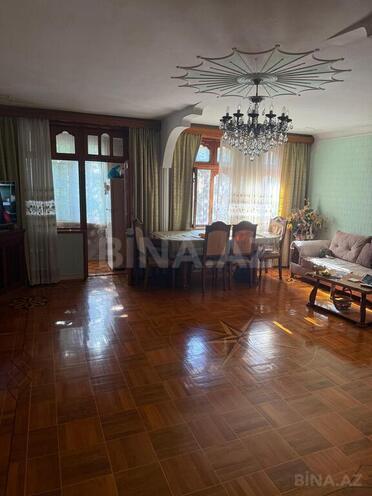 5 otaqlı köhnə tikili - Azadlıq Prospekti m. - 155 m² (1)