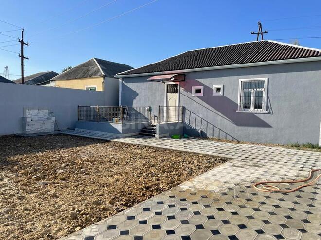 4 otaqlı həyət evi/bağ evi - Binəqədi q. - 110 m² (1)