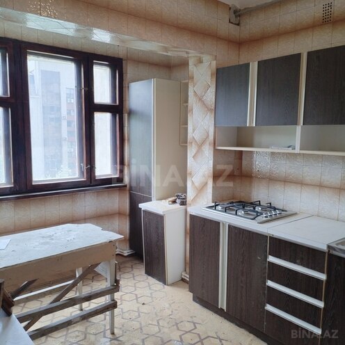 5 otaqlı köhnə tikili - 8-ci mikrorayon q. - 110 m² (6)
