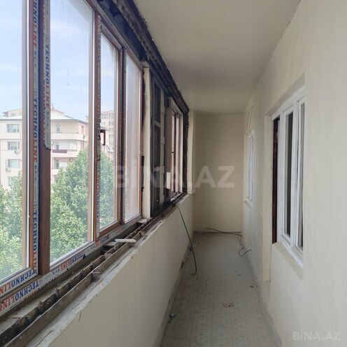 5 otaqlı köhnə tikili - 8-ci mikrorayon q. - 110 m² (23)