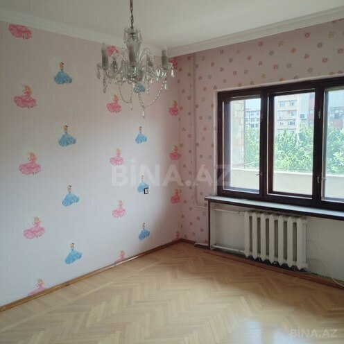 5 otaqlı köhnə tikili - 8-ci mikrorayon q. - 110 m² (18)