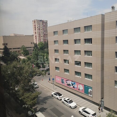 5 otaqlı köhnə tikili - 8-ci mikrorayon q. - 110 m² (21)