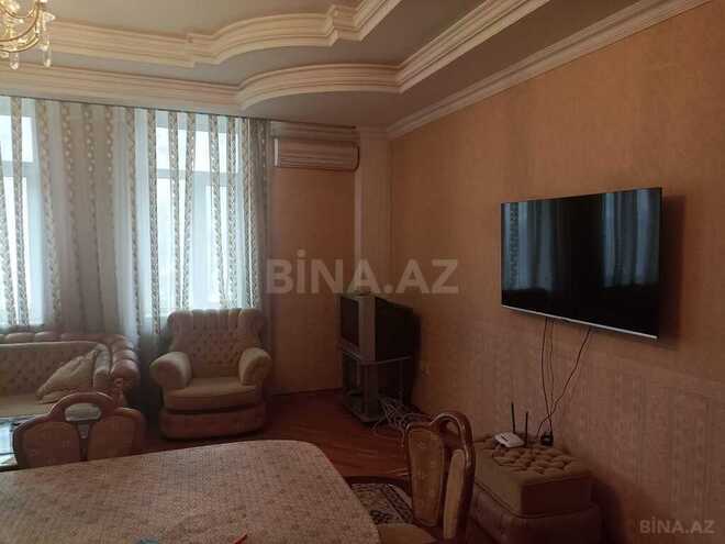 3 otaqlı yeni tikili - 8 Noyabr m. - 154 m² (2)