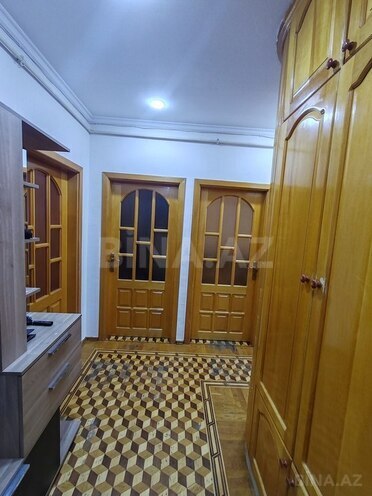3 otaqlı köhnə tikili - İnşaatçılar m. - 100 m² (12)