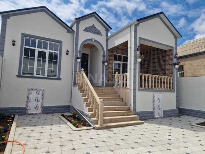 4 otaqlı həyət evi/bağ evi - Zabrat q. - 138 m² (1)