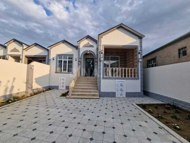 4 otaqlı həyət evi/bağ evi - Zabrat q. - 138 m² (5)