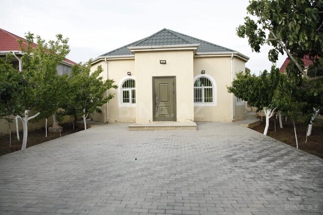 3 otaqlı həyət evi/bağ evi - Albalılıq q. - 152 m² (1)