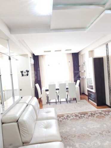 3 otaqlı yeni tikili - İnşaatçılar m. - 127 m² (3)