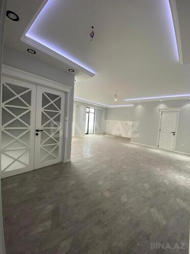 3-комн. новостройка - м. 8 ноября - 142.5 м² (11)