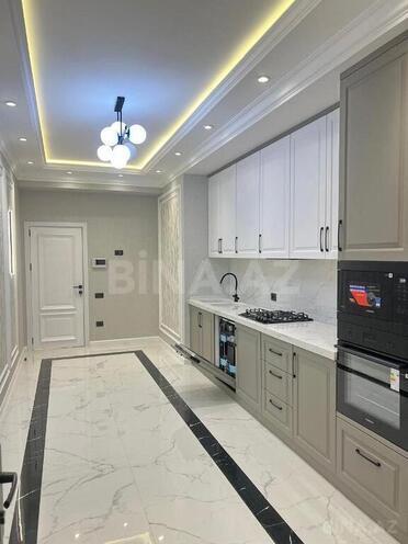 3-комн. новостройка - м. 8 ноября - 145 м² (10)