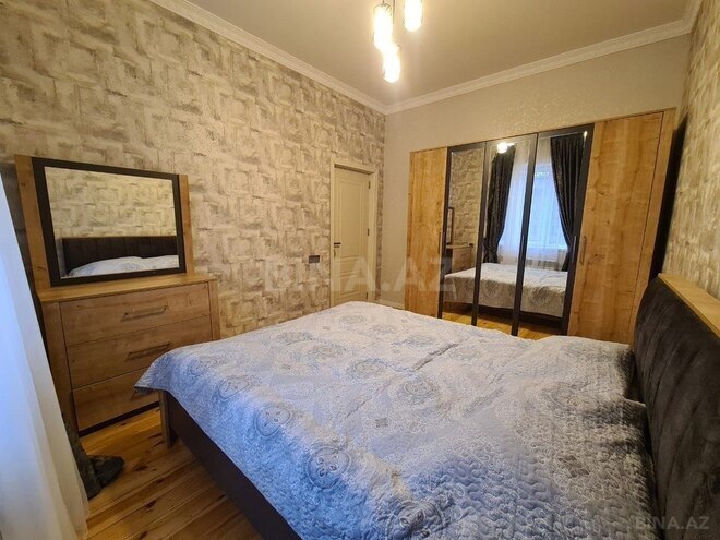 5 otaqlı həyət evi/bağ evi - Qəbələ - 230 m² (15)